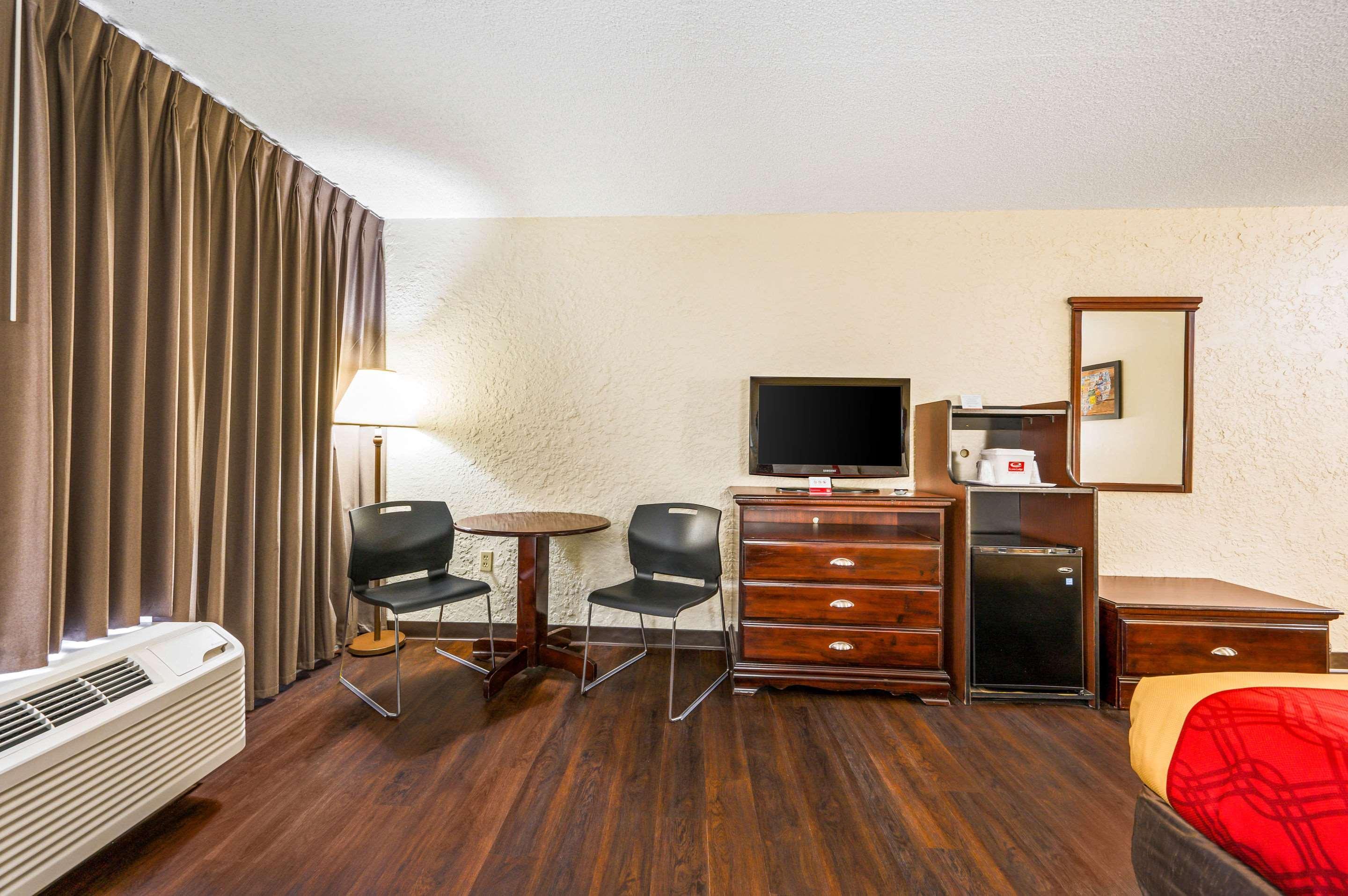 Econo Lodge Corinth Exterior foto